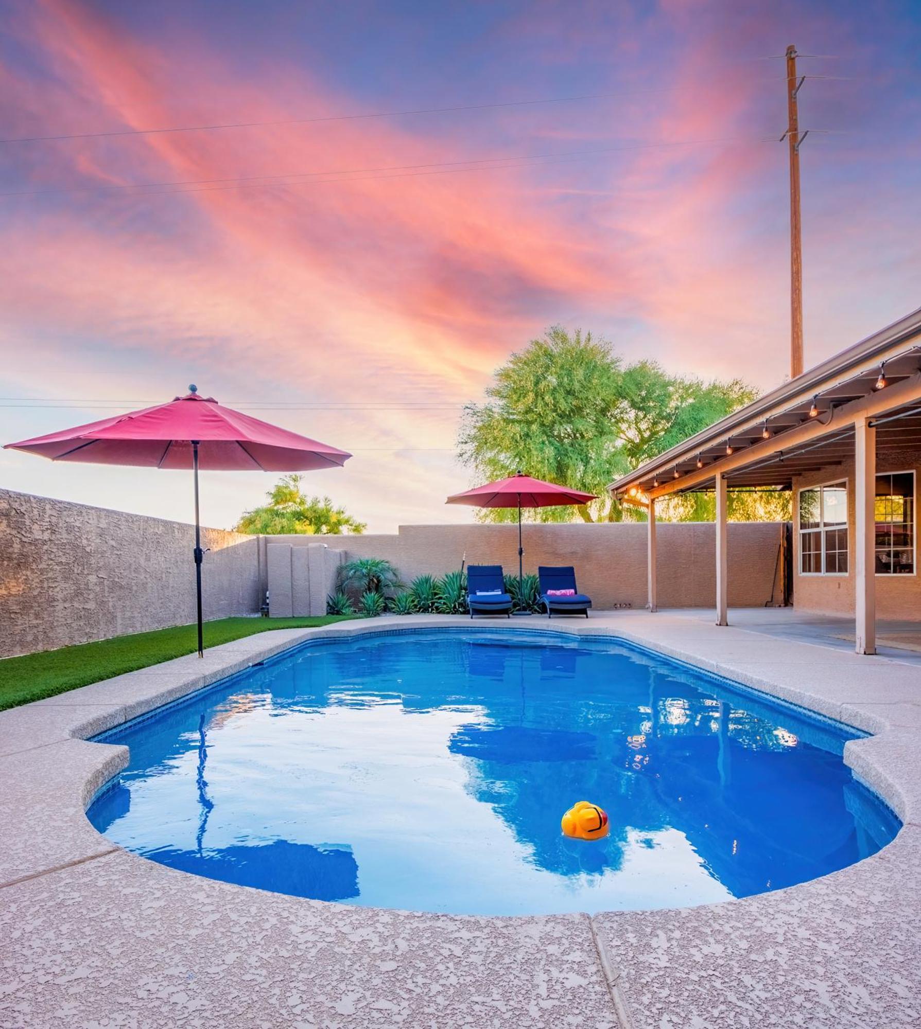 Luxe Phoenix Getaway Extérieur photo